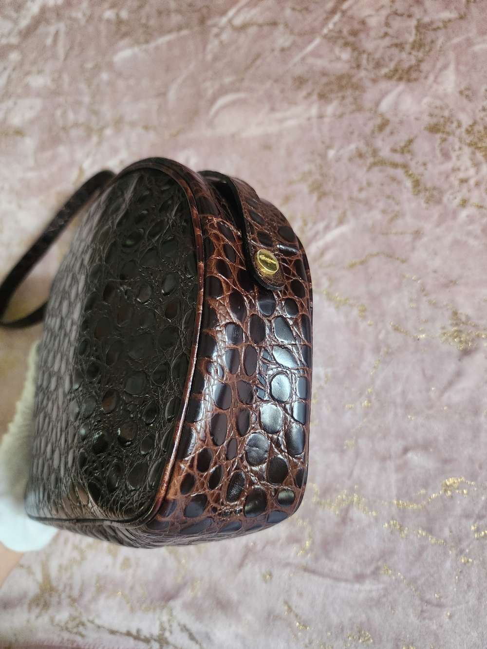 SALVATORE FERRAGAMO | Cross Body Leather Embossed Crocodile Bag - Picture 6 of 16